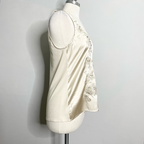 CITY UNLTD. Winter Wonderland Silk Blend Crystal and Sequins Embellished Tank - Picture 4 of 9